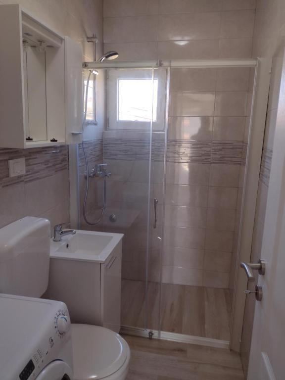 Gordana Apartmani Ljubač Exterior foto